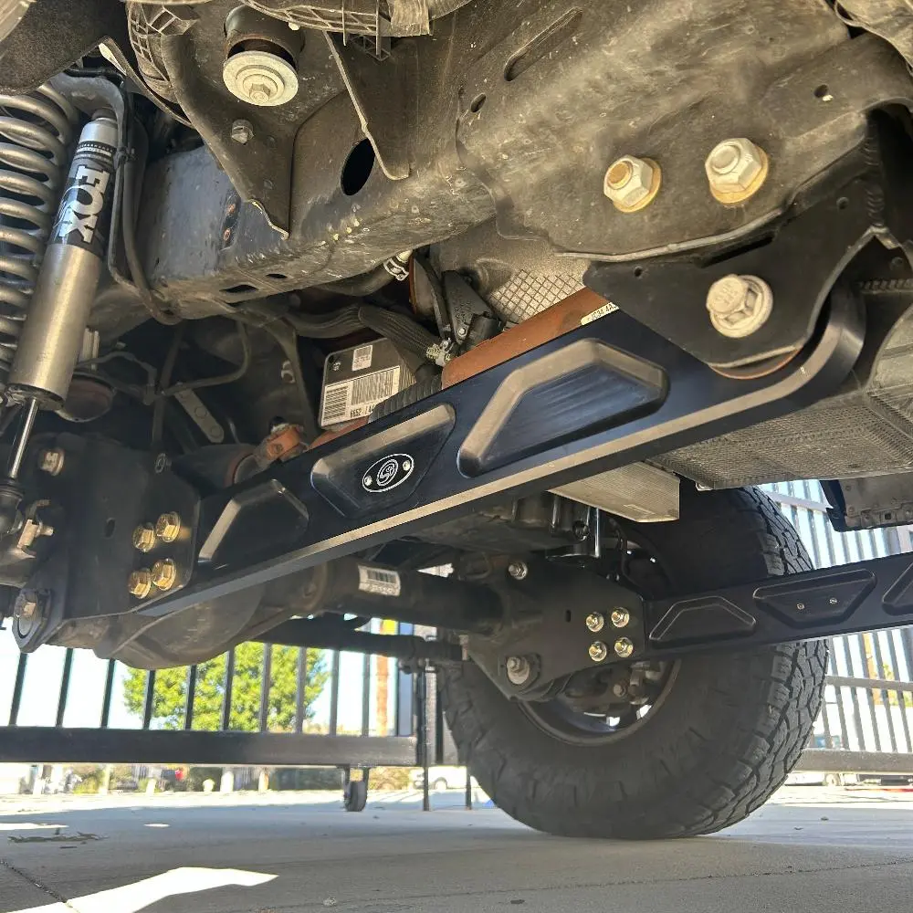 S&B | 2017-2022 Ford F250 / F350 2.5 Inch Fully Loaded Leveling Kit 2