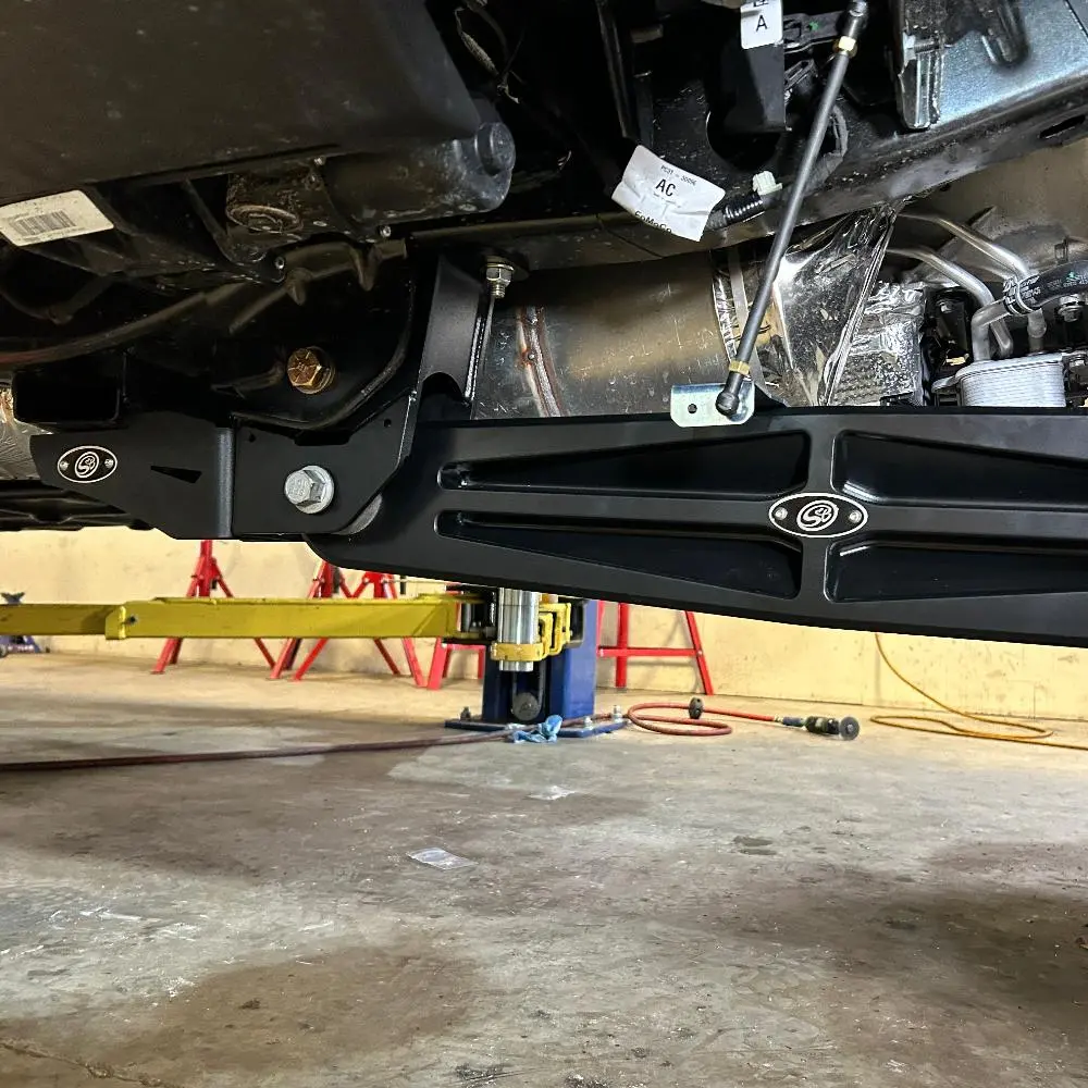 S&B | 2023-2026 Ford F450 2.5 Inch Standard Leveling Kit 2