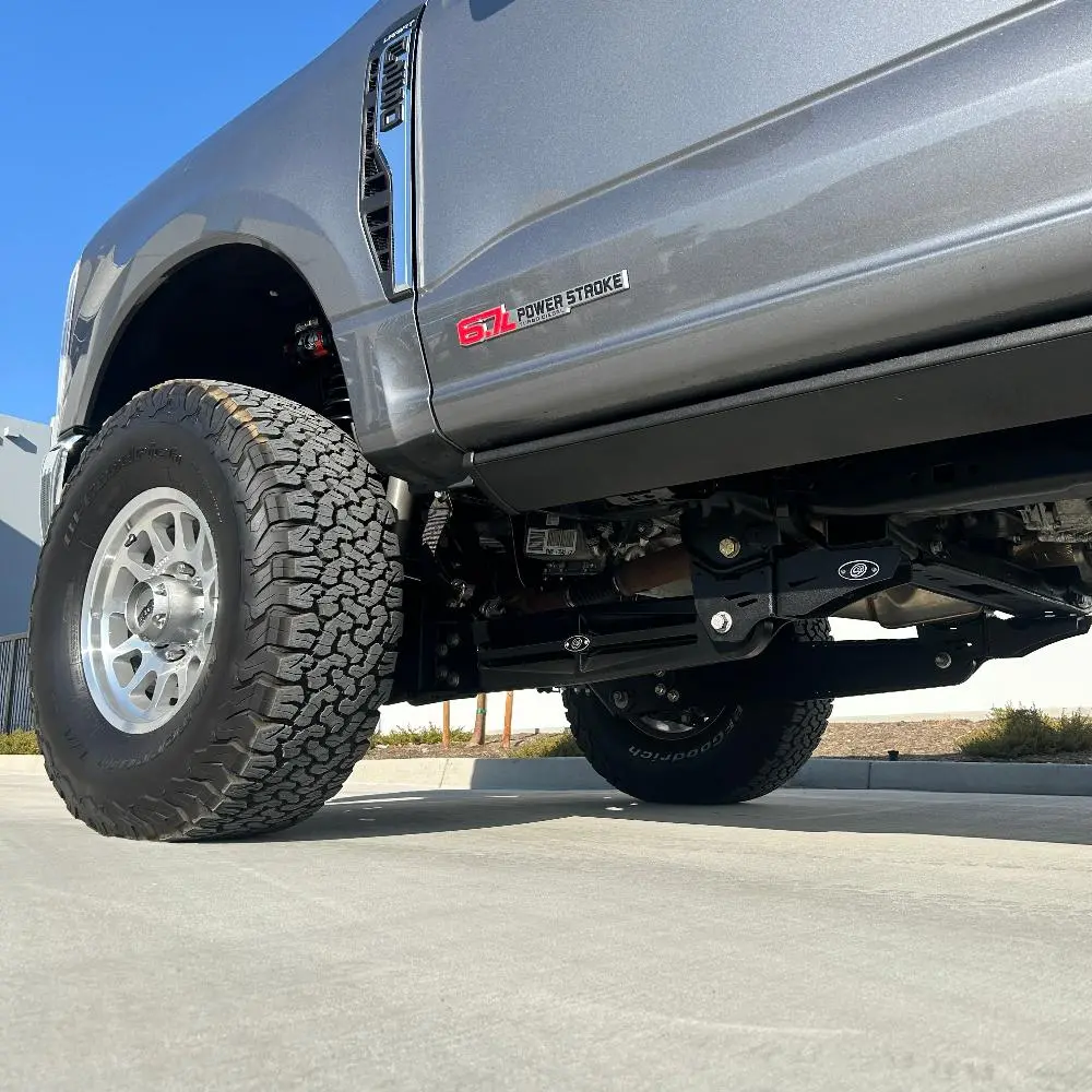 S&B | 2023-2026 Ford F250 / F350 3.5-5.5 Inch Premium Lift Kit 2
