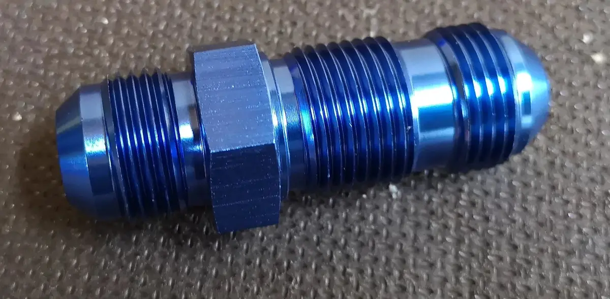 An10 Bulkhead Fitting 1
