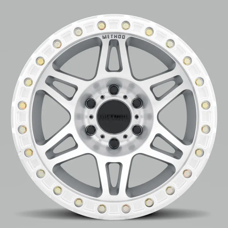 Method | Mr106 Beadlock 17X9 -44Mm Offset 6X5.5 108Mm Cb Machined/Clear Coat W/Bh-H24125 Wheel 1