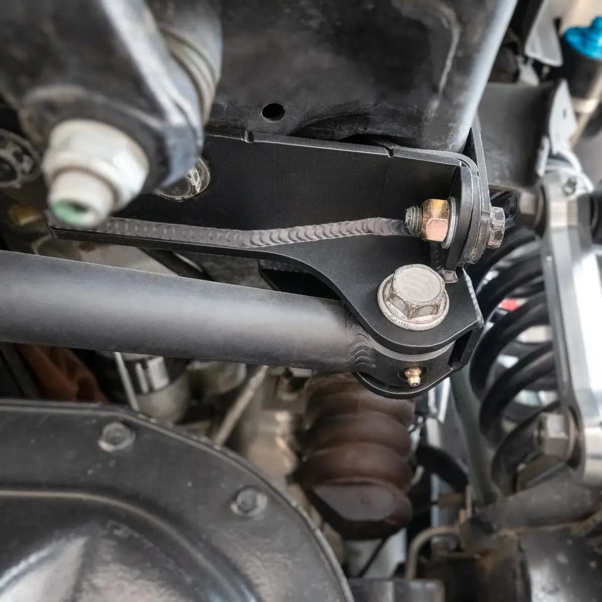 Thuren Fabrication | 2019-2024 Dodge Ram 2500 / 3500 / Power Wagon Track Bar Bracket 2