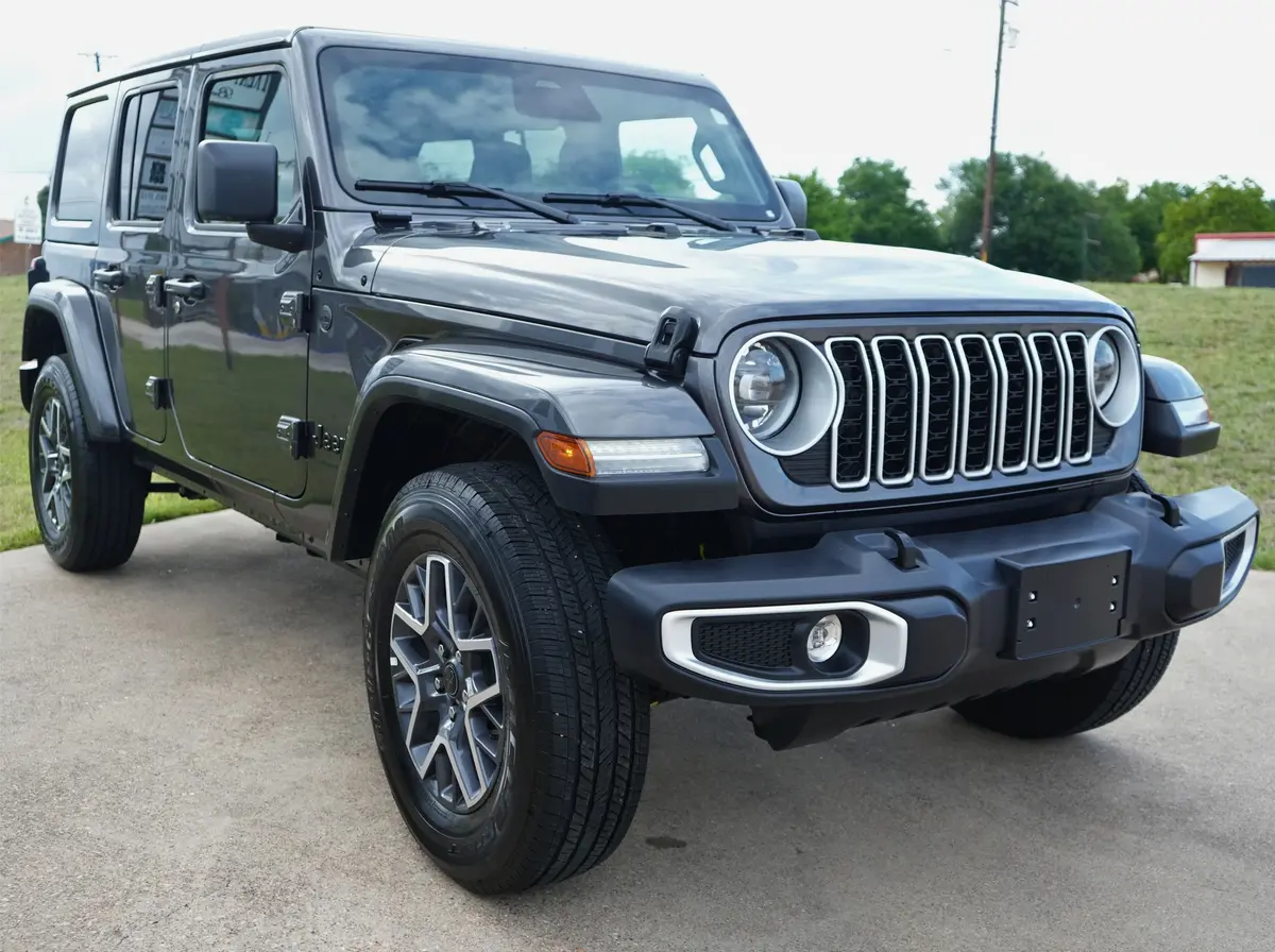 Ddp Motors | 2025 Jeep Wrangler Sahara Gray 1C4pjxen5sw625258 | $39,499.00 1