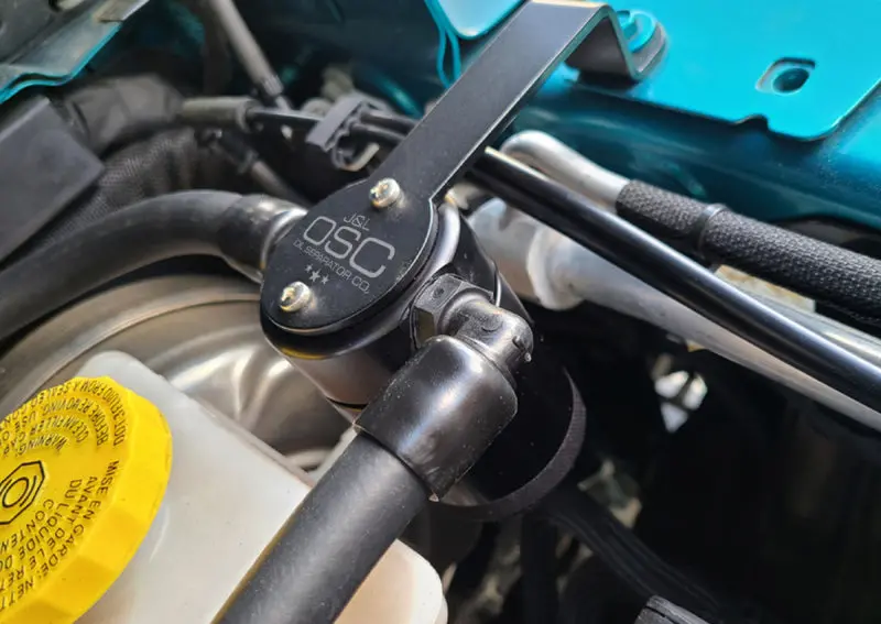 J&L | 2020-2025 Jeep Wrangler 2.0L Driver Side Oil Separator 3.0 - Black Anodized 2