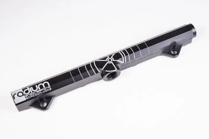 Radium Engineering Mitsubishi Evo 8-9 Fuel Rail Kit 1