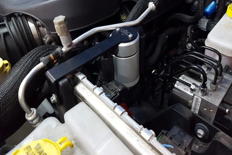 J&L | 2012-2017 Jeep Wrangler Jk 3.6L Passenger Side Oil Separator 3.0 - Clear Anodized 1