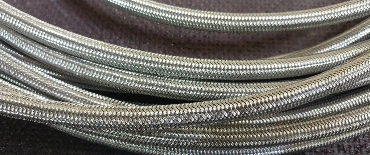 An4 Stainless Steel Braided Hose 1