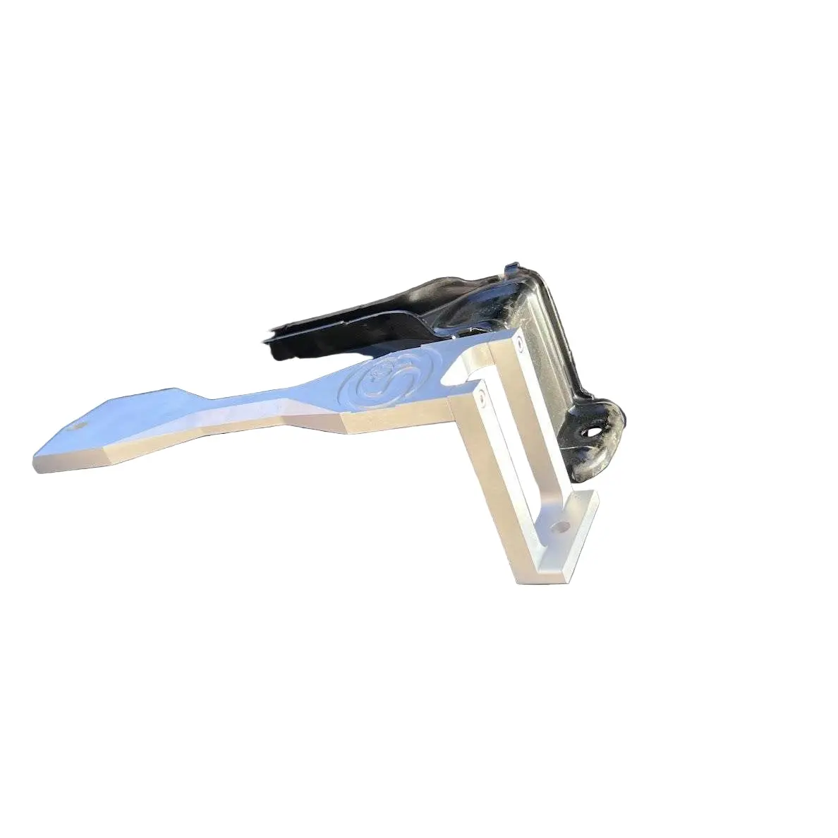 S&B| 2011-2022 Ford 6.7L Power Stroke Super Duty Billet Battery Hold-Down Brackets 1