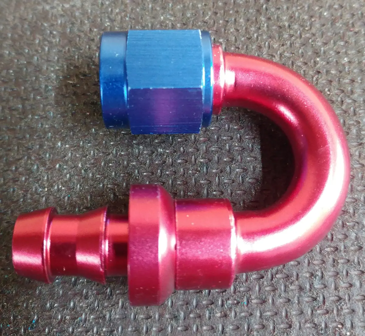 180° Bend Push On Push Lock Hose Fitting 1
