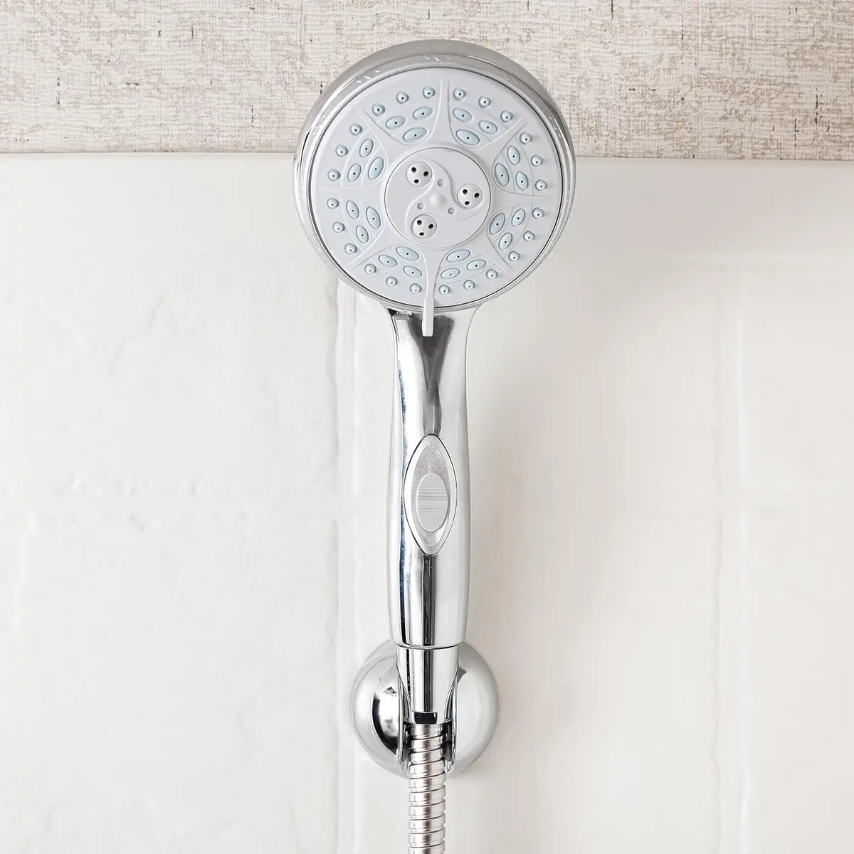 Camco Rv Shower Head With On/Off Switch (Chrome) - 43710 1