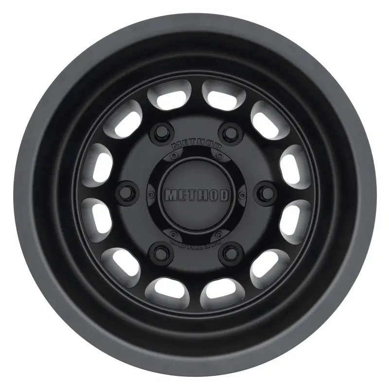 Method | Mr901 - Rear 16X5.5 -138Mm Offset 6X205 161.04Mm Cb Matte Black Wheel 1