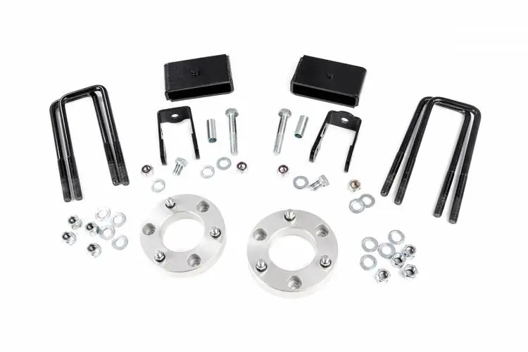 Rough Country | 2016-2024 Nissan Titan Xd 2Wd / 4Wd 2 Inch Lift Kit - Aluminum 1