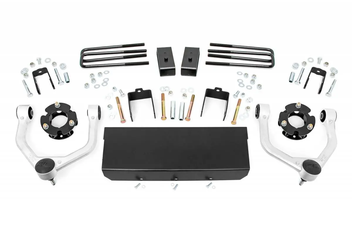 Rough Country | 2016-2024 Nissan Titan Xd 2Wd / 4Wd 3 Inch Lift Kit - No Shocks 1