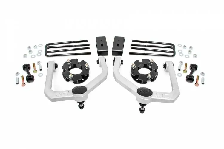 Rough Country | 2004-2024 Nissan Titan 2Wd / 4Wd 3 Inch Lift Kit - No Struts - No Shocks 1