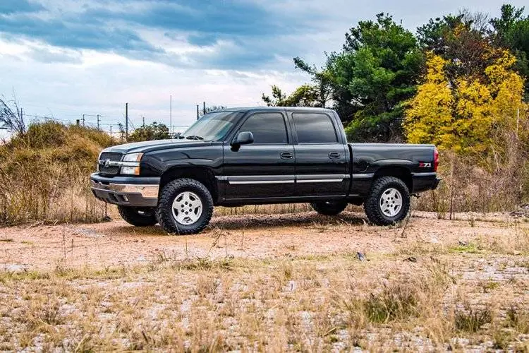Rough Country | 1999-2007 Gm 1500 4Wd 1.5 Inch To 2 Inch Lift Kit - V2 Shocks 2