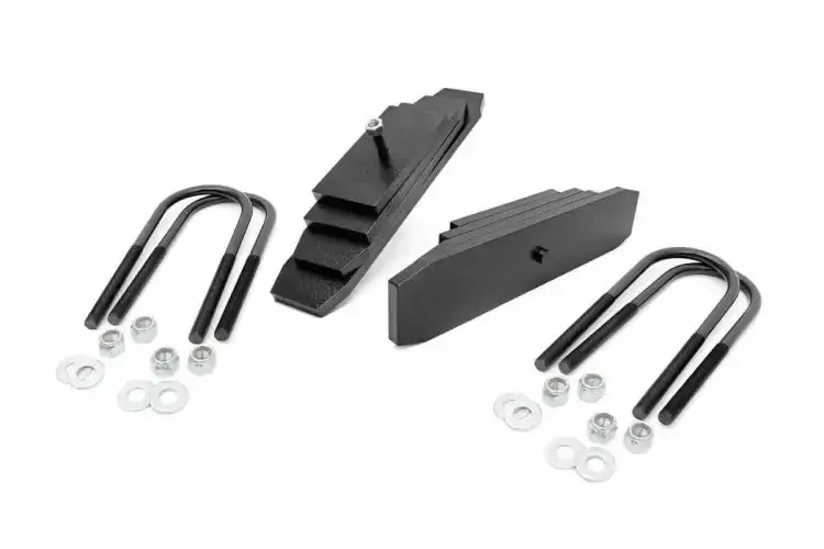 Rough Country | 2000-2005 Ford Excursion 4Wd 2 Inch Leveling Kit 1