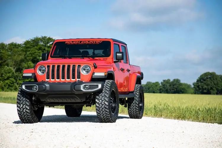 Rough Country | 2020-2022 Jeep Gladiator Jt 4Wd 3.5 Inch Spacer Lift Kit With Premium N3 Shocks | 63730 1