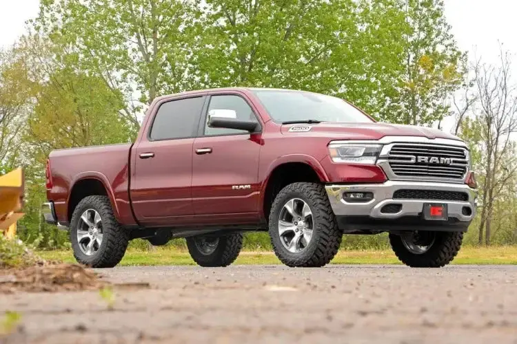 Rough Country | 2019-2025 Dodge Ram 1500 2Wd / 4Wd 3.5 Inch Lift Kit - Lifted N3 Struts - N3 Shocks 2