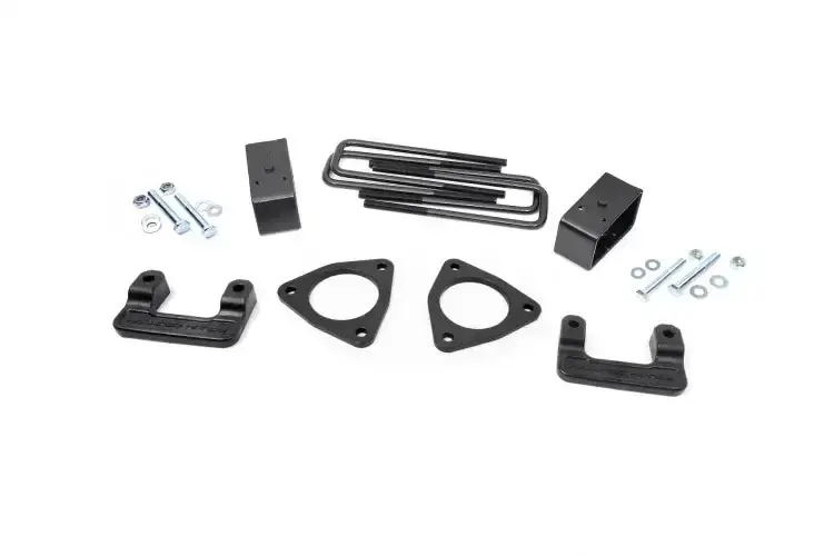 Rough Country | 2007-2018 Gm 1500 2.5 Inch Leveling Kit - Strut Spacers 1