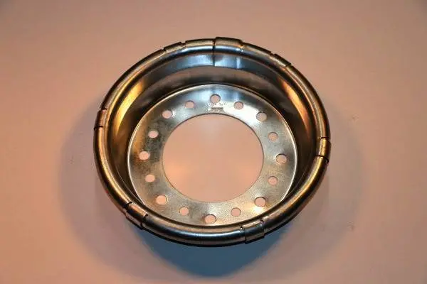 Centramatic | 17 Inch 8 Bolt Holes 8.25 Inch & 210Mm Bolt Circle (Set Of 2) | 400426 1