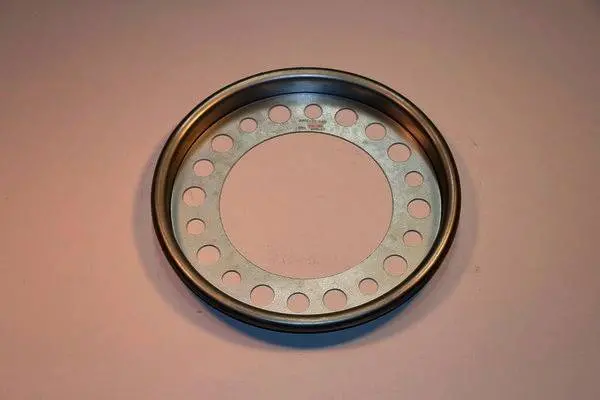 Centramatic | 22.5 Inch 10 Bolt Holes 11.25 Inch Bolt Circle (Set Of 2) | 700720 1