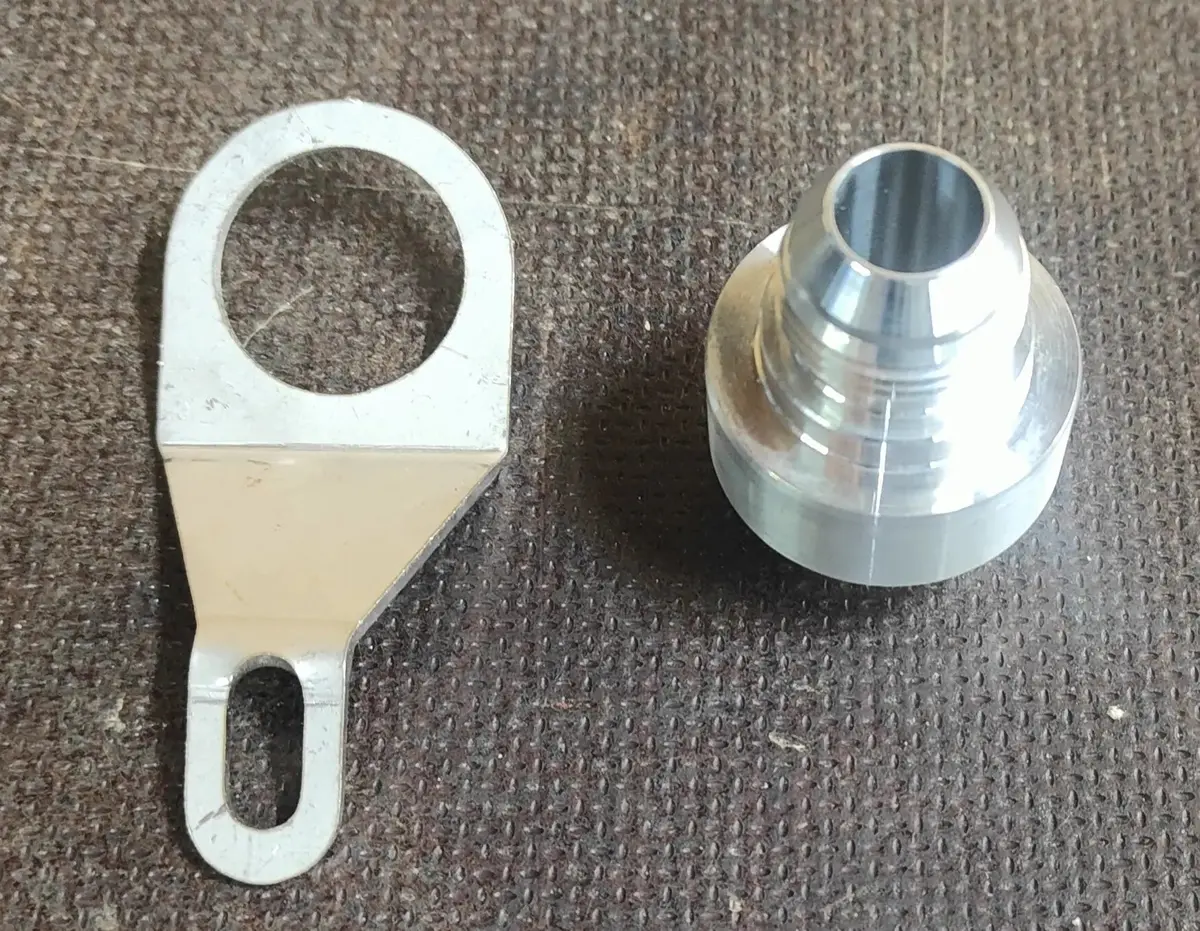Abarth 500/595 Breather Delete Fitting & Bracket 1