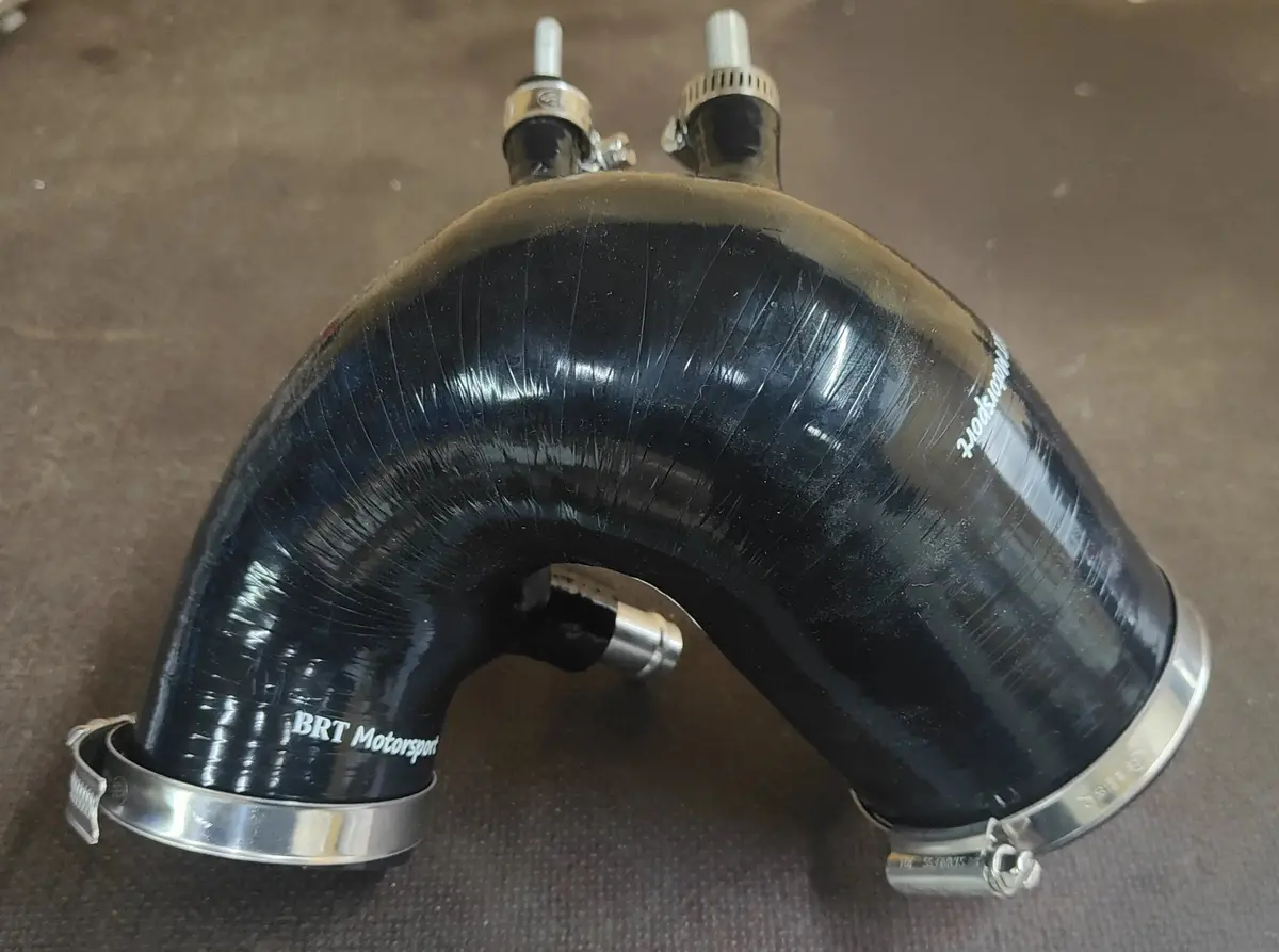 Abarth 500/595 Silicone Intake Hose 6