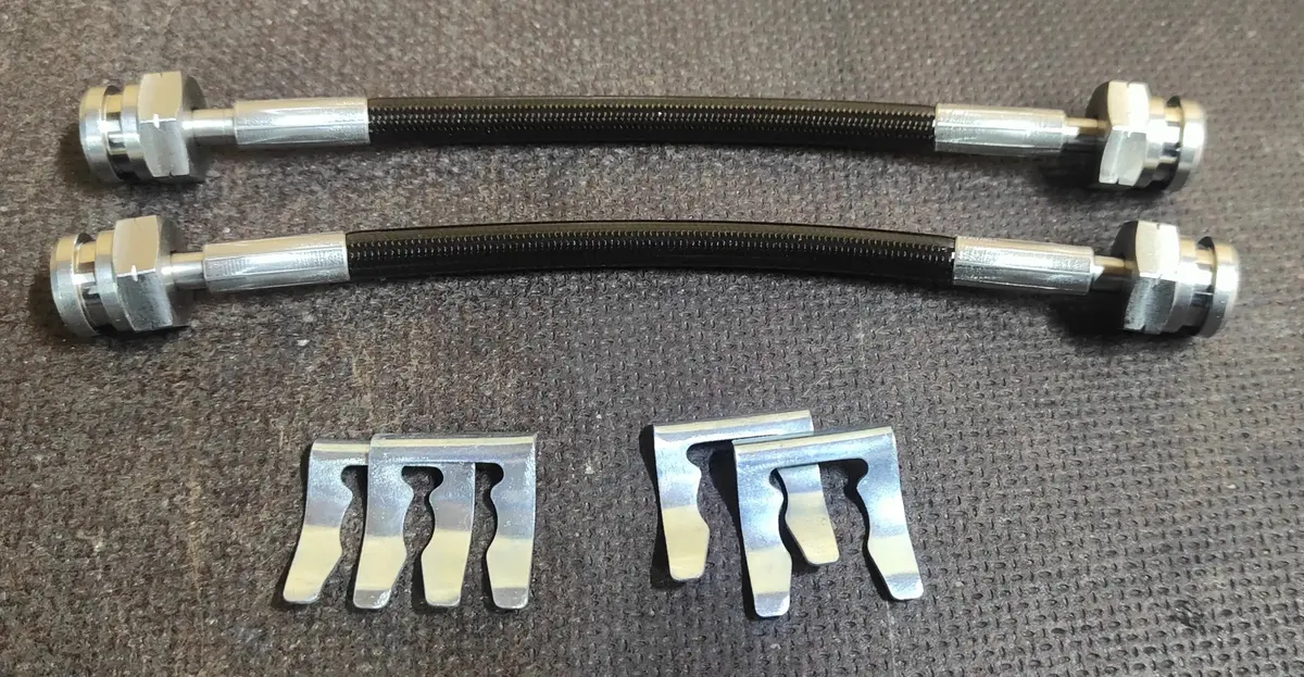 Fiat Abarth 500 / 595 / 695 Middle Brake Hoses 1