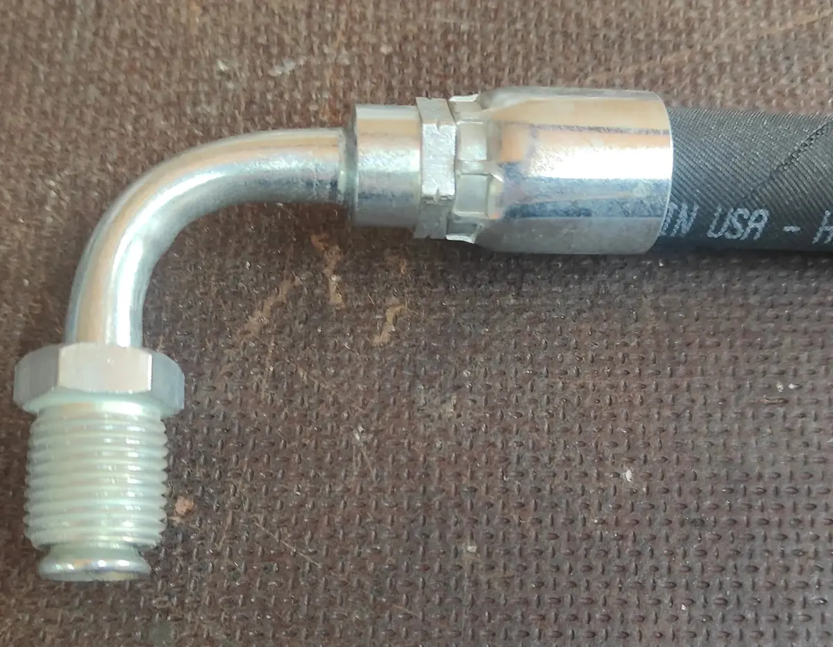 M16 Power Steering Hose Fitting 90° Male 1