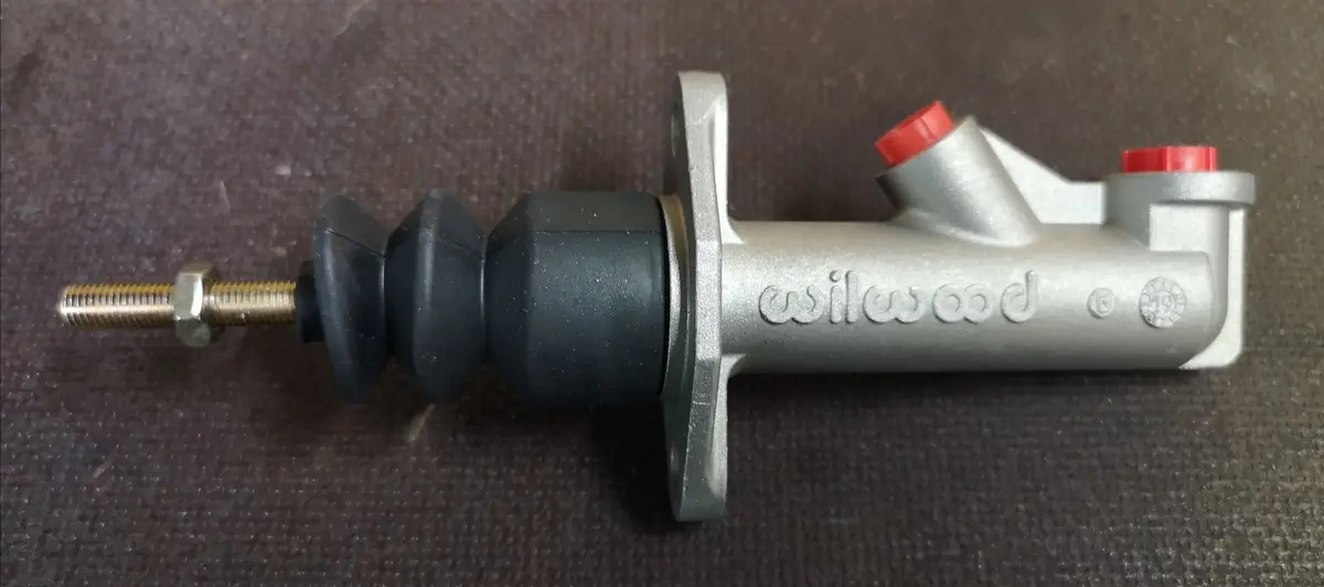 Wilwood Brake Clutch Master Cylinder 1