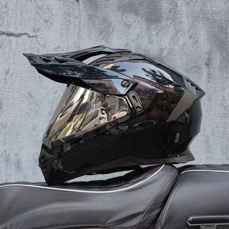 Orz DOT-certified full-face helmet designed for off-road ATVs and motorcycles, featuring an anti-glare brown lens for enhanced visibility and protection. - Image 13