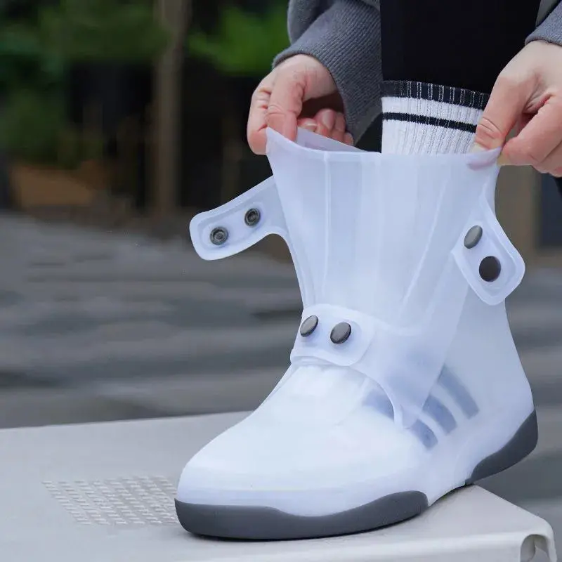 1Set Two Tone Shoe Covers Waterproof Overshoes Washable Anti Skid Shoe Covers With Button White Durable Shoe Covers 1