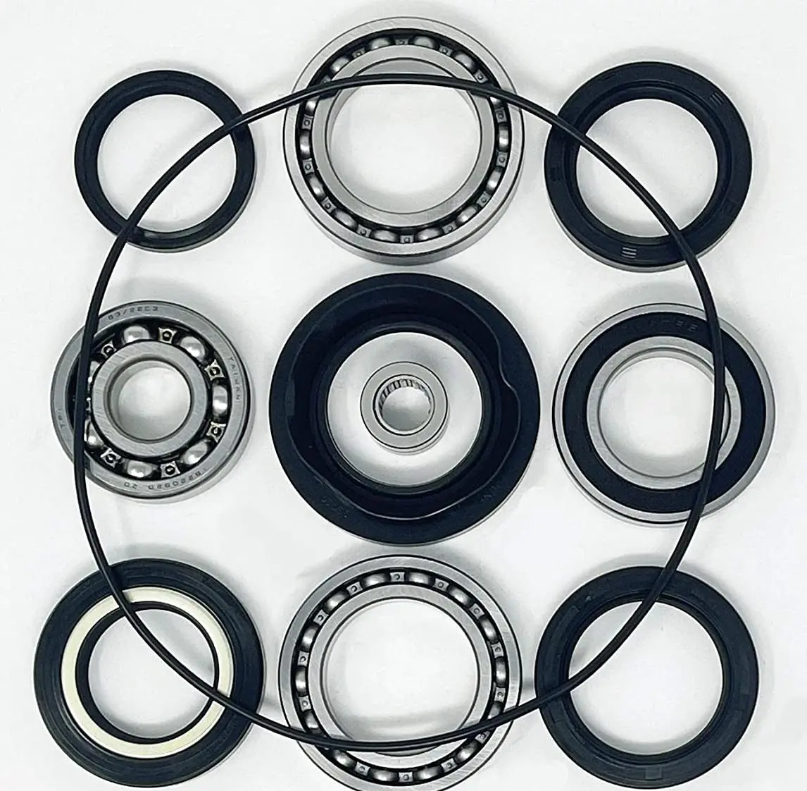 Rear Differential & Axle Bearing And Seal Kit – Fits Honda Trx300 / Trx300fw 1988–2000 – Complete Oe‑Spec Rebuild Set 1