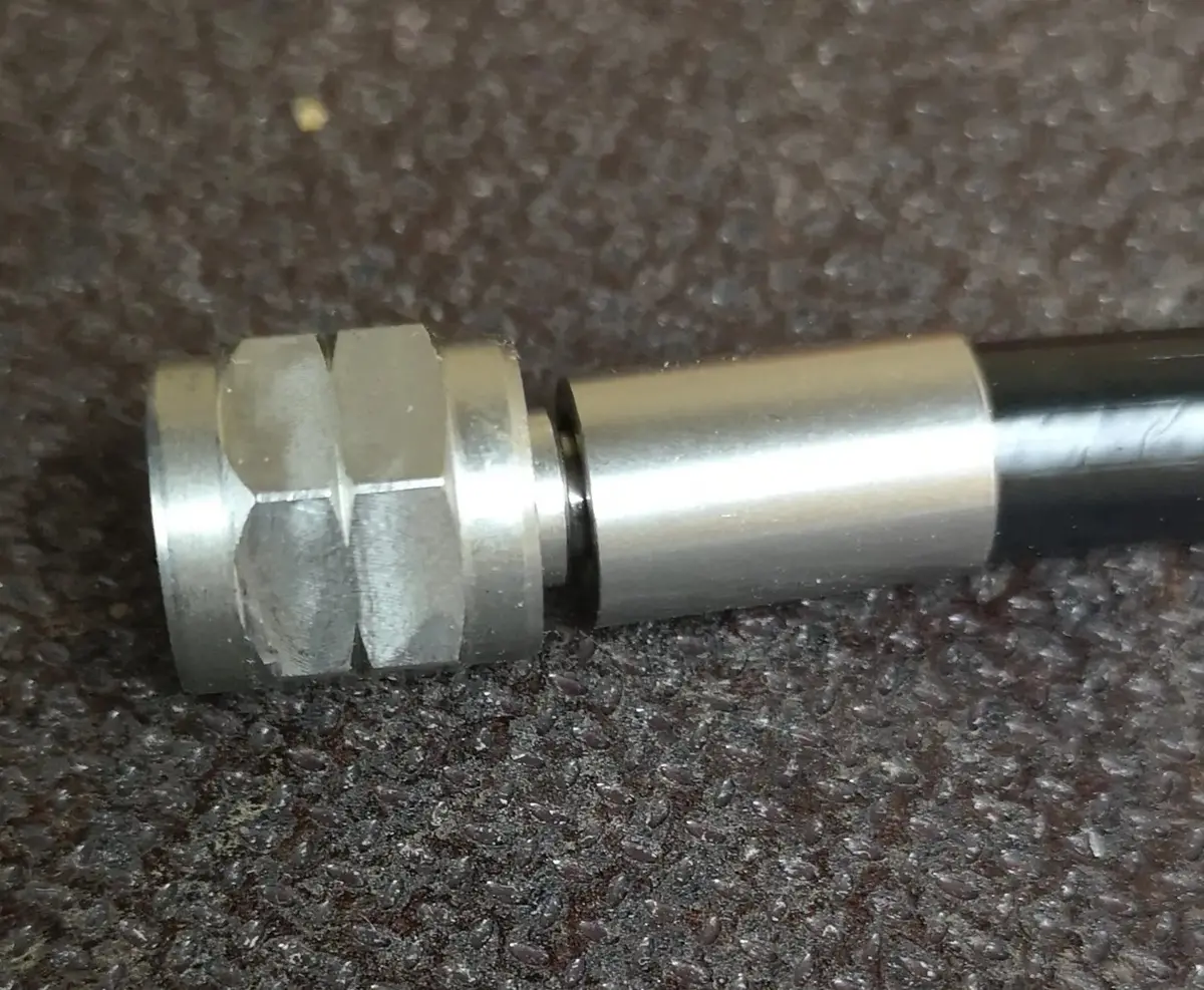 M12x1 Female For -4 Hose 1