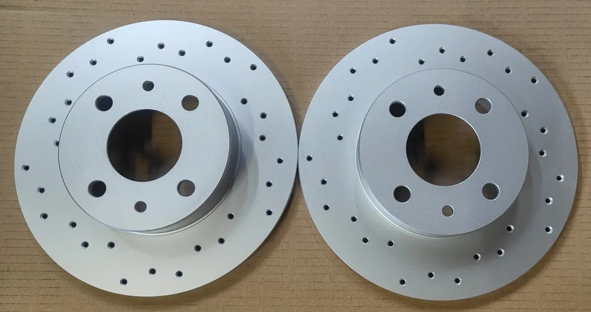 Abarth 500 595 Drilled Rear Brake Discs 1