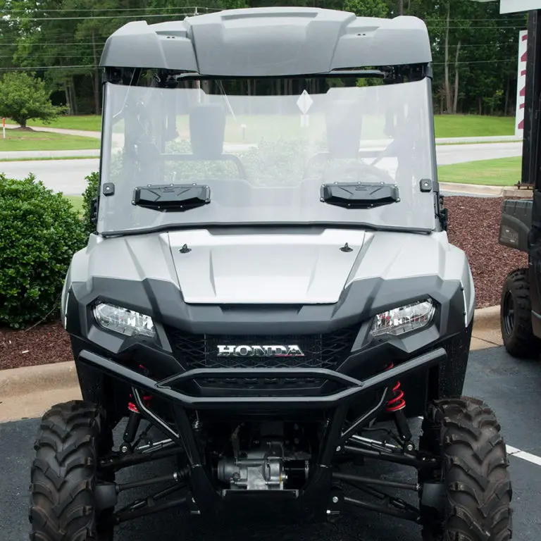 Seizmik 25033 Versa‑Vent Scratch‑Resistant Windshield – Honda Pioneer 700 – Dual Adjustable Vents 1