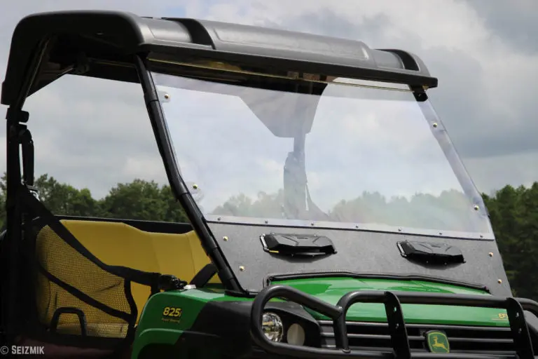 Seizmik Versa‑Vent Windshield (Uncoated Poly & Abs) – John Deere Gator Xuv / Hpx – Part #25030 1